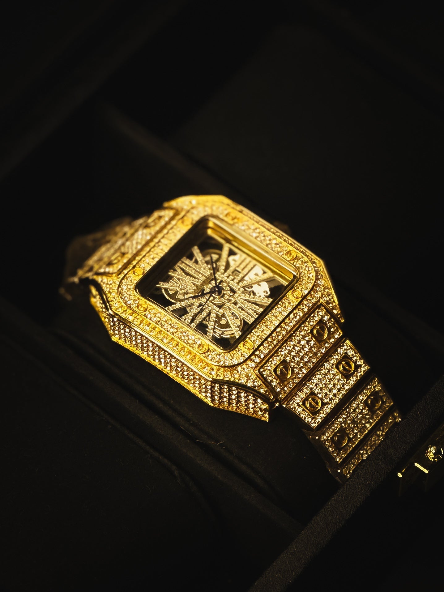 Golden Skeleton - Huge Dial