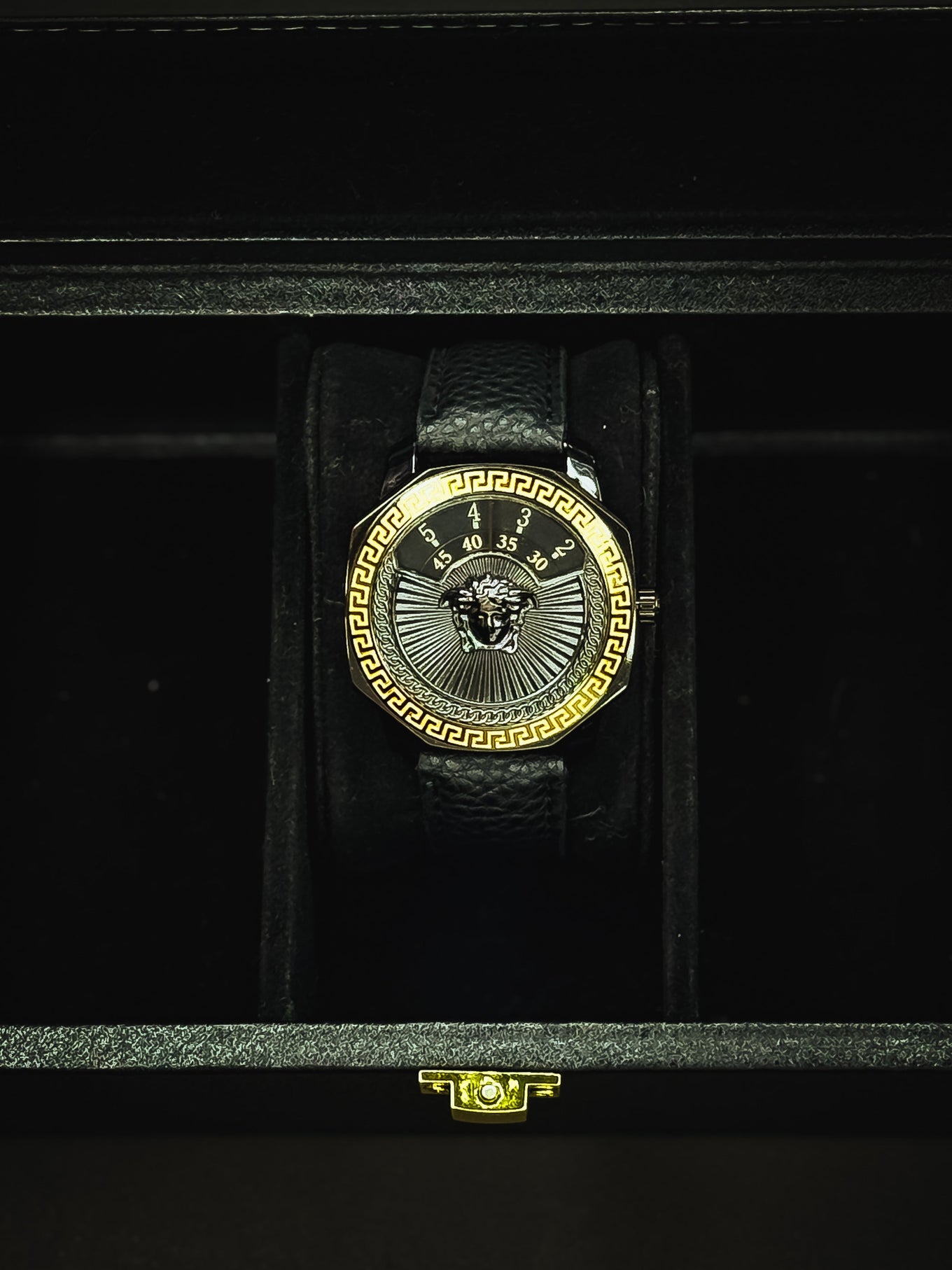 Medoro Legacy Noir Watch