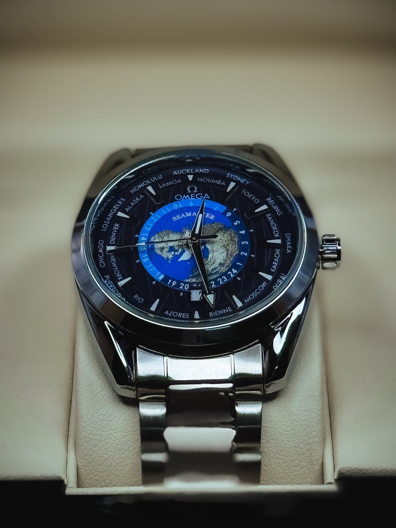 O-Mega Master Chain Watch